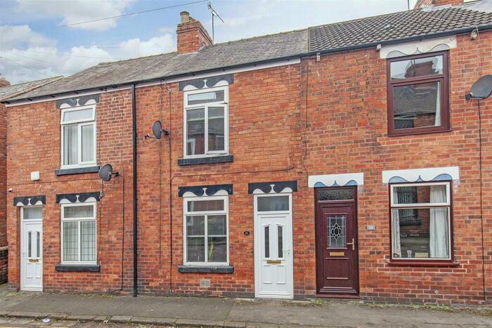 2 Bedroom Terraced House To Rent In Alma Street West, Brampton, Chesterfield, S40