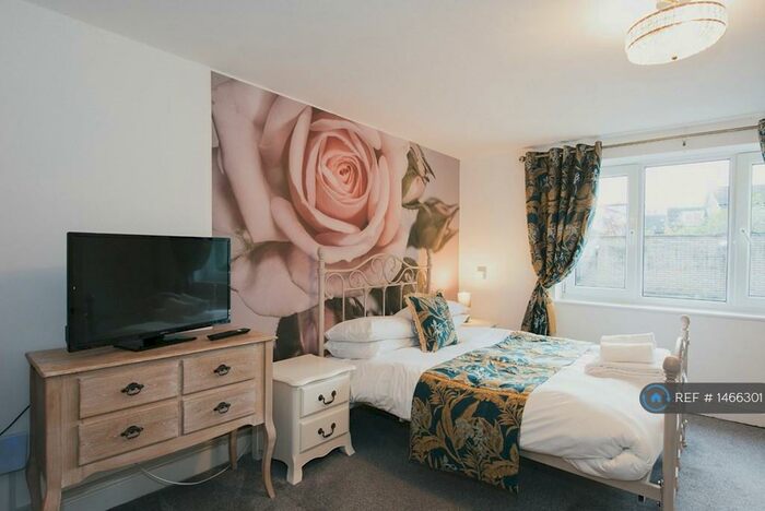 2 Bedroom Flat To Rent In Ferry Lane, Cambridge, CB4