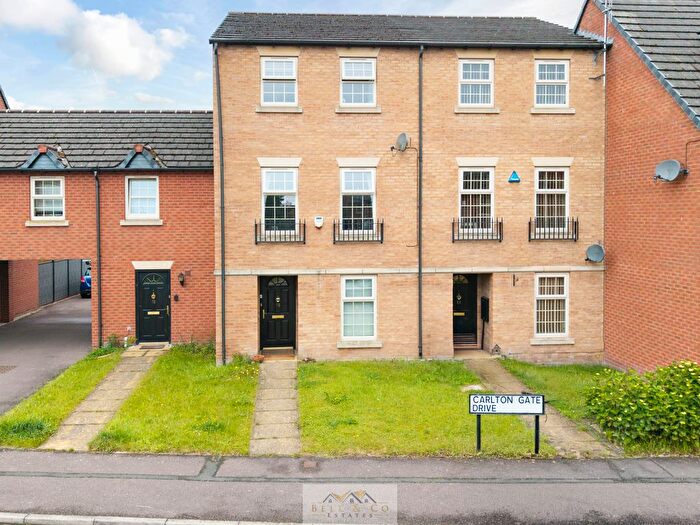 4 Bedroom Town House For Sale In Carlton Gate Drive, Kiveton Park, Sheffield, S26