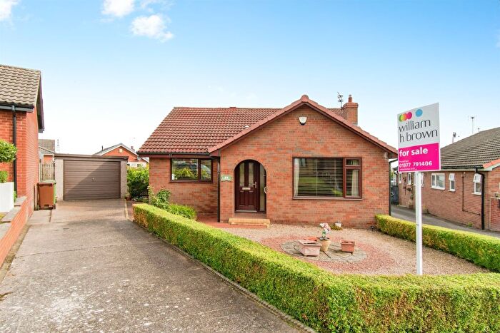 3 Bedroom Detached Bungalow For Sale In St. Andrews Drive, Featherstone, Pontefract, WF7
