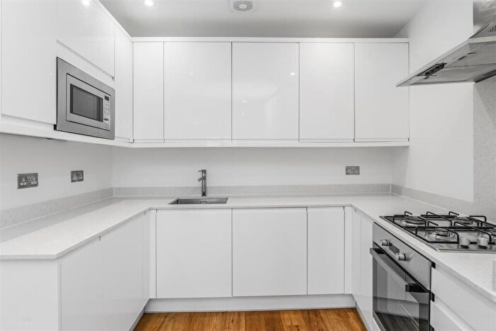 1 Bedroom Flat To Rent In Stowbridge Apartments, Lea Bridge Road, Walthamstow, E17