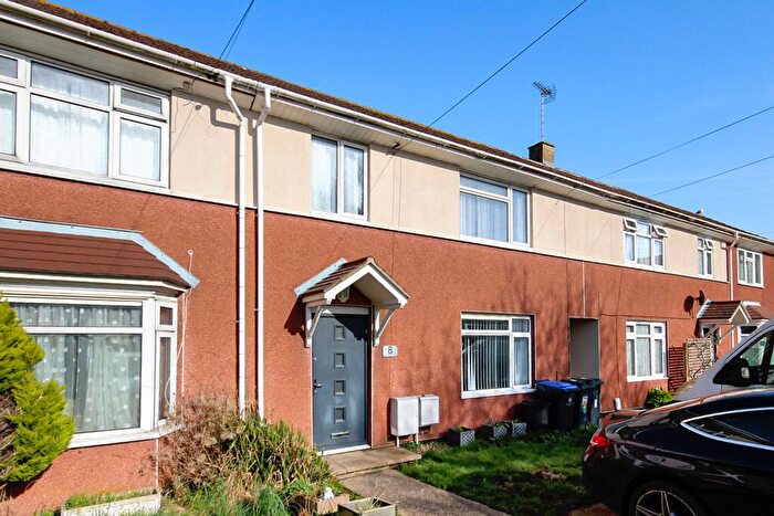 2 Bedroom Flat To Rent In Avondale Close, Goring-By-Sea, BN12