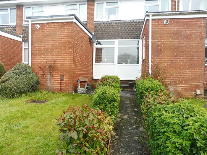 3 Bedroom Property To Rent In Fairview Drive, Romsey, SO51