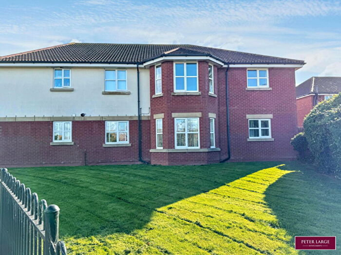 2 Bedroom Apartment For Sale In Rhodfa Cowlyd, Prestatyn, Denbighshire, LL19