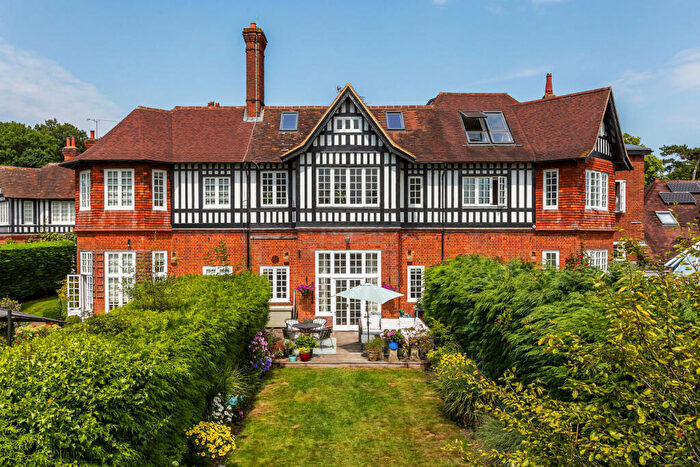 4 Bedroom Terraced House For Sale In Old Lane, Dockenfield, Farnham, Surrey, GU10