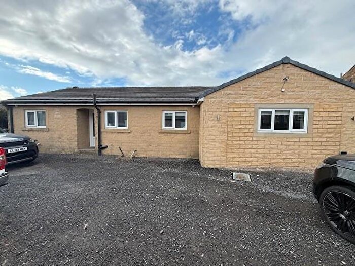 3 Bedroom Detached Bungalow For Sale In Elliot Court, Queensbury, Bradford, BD13