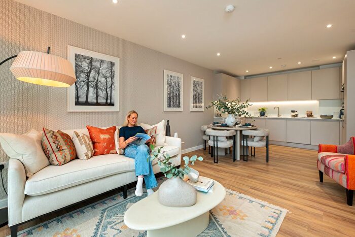 2 Bedroom Flat For Sale In " Bed Apartment" At The Fairway, Wembley, HA0