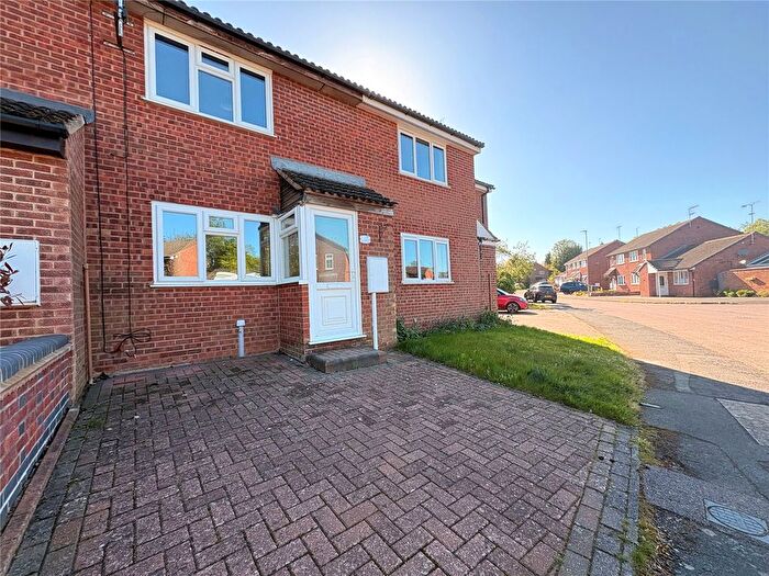 2 Bedroom End Terrace House For Sale In Balliol Road, Daventry, Northamptonshire, NN11