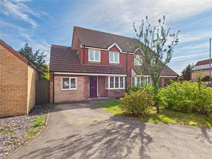 4 Bedroom Semi-Detached House To Rent In Foxfield Avenue, Bradley Stoke, Bristol, South Gloucestershire, BS32