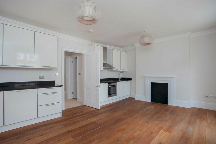 1 Bedroom Flat To Rent In Manchester Street, Marylebone, London, W1U