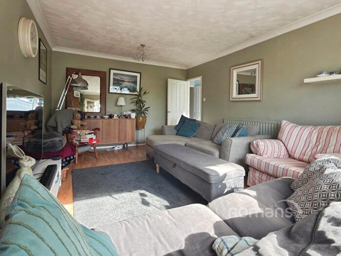 3 Bedroom Terraced House For Sale In Kenilworth Road, Basingstoke, Hampshire, RG23