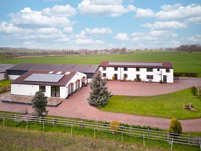 9 Bedroom Detached House For Sale In Morning Field View Amp; Cottage, Thorpe Audlin, Pontefract, WF8