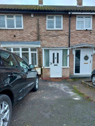 3 Bedroom Terraced House To Rent In Vaughan Way, Slough, SL2