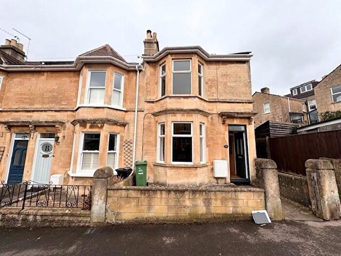 3 Bedroom House To Rent In Lyme Road, Bath, BA1