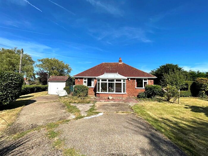 2 Bedroom Detached Bungalow For Sale In Church Lane, Alvingham, Louth, LN11