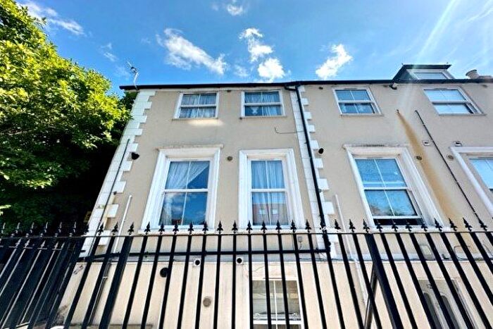 2 Bedroom Flat To Rent In Albert Road, Orpington, BR5
