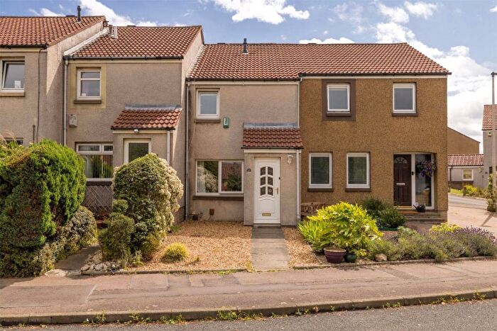 2 Bedroom House For Sale In Bughtlin Park, East Craigs, Edinburgh, EH12