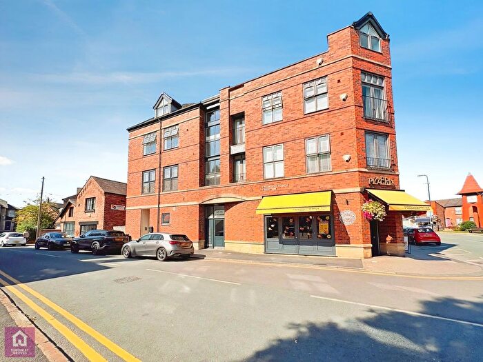 2 Bedroom Flat To Rent In Ashley Road, Hale, Altrincham, Cheshire, WA14