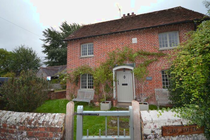 3 Bedroom Cottage To Rent In Church Lane, Britford, Salisbury, SP5