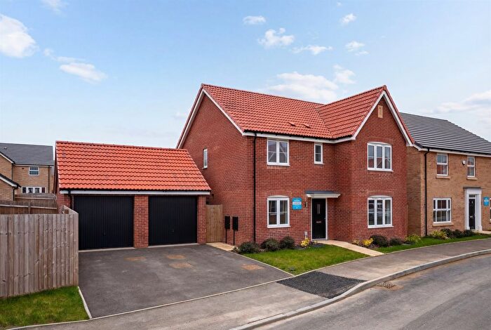 4 Bedroom Detached House For Sale In Bourne Road, Colsterworth, Grantham, NG33