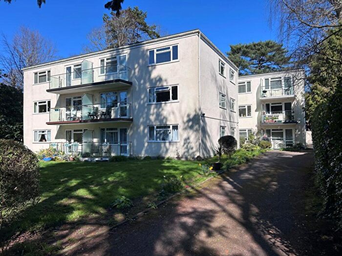 2 Bedroom Apartment For Sale In Portarlington Road, Westbourne, BH4