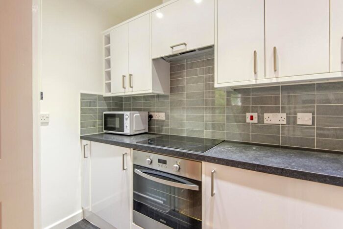 1 Bedroom Apartment To Rent In Osney Lane, Oxford, OX1