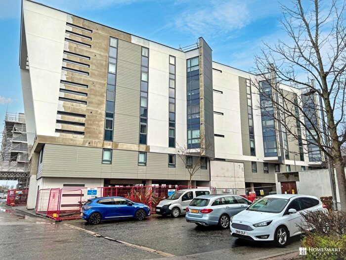 2 Bedroom Flat For Sale In The Decks, Runcorn, WA7