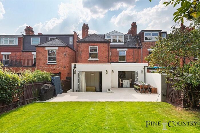 5 Bedroom Flat For Sale In Fortune Green Road, London, NW6