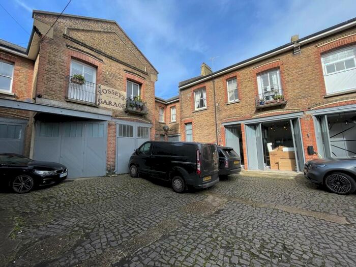 1 Bedroom Flat To Rent In Victoria Grove, Hove, East Sussex, BN3