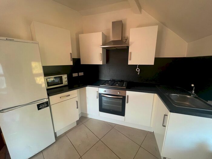 1 Bedroom Flat To Rent In Tudor Street, Cardiff, CF11