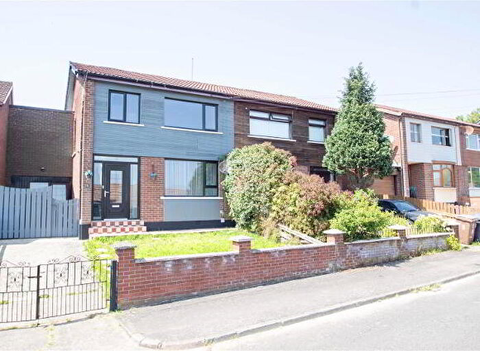 4 Bedroom Semi-Detached House For Sale In Gransha Rise, Belfast, BT11