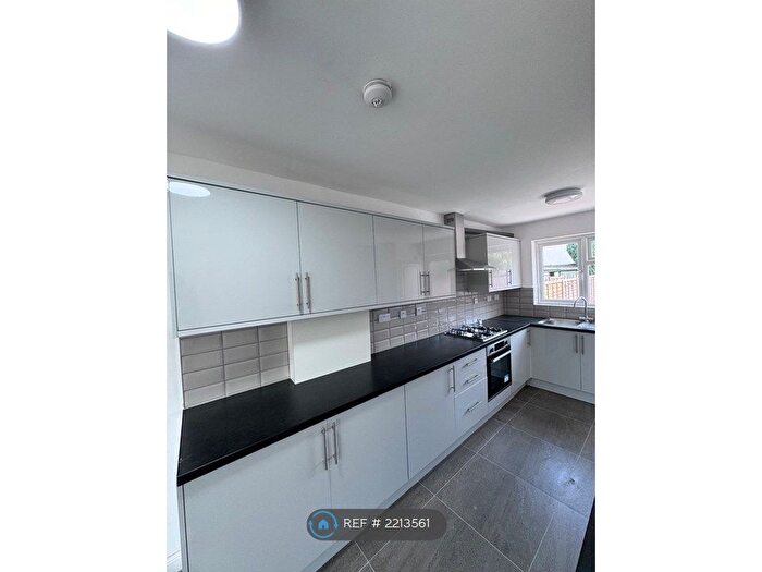 4 Bedroom Terraced House To Rent In Glenmore Way, Barking, IG11