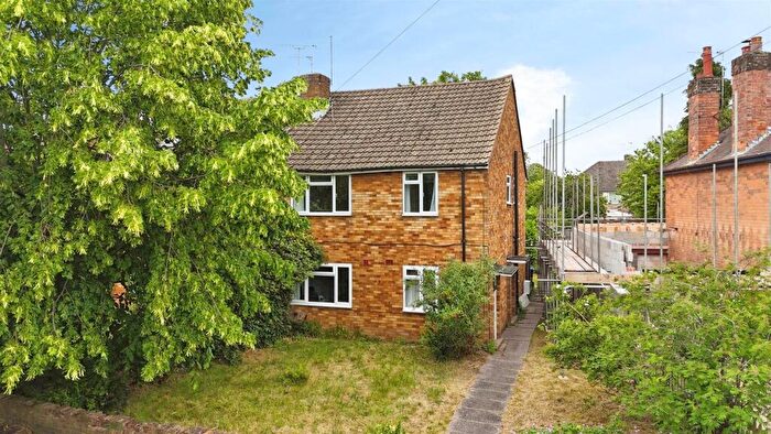 2 Bedroom Maisonette For Sale In Acacia Road, Leamington Spa, CV32