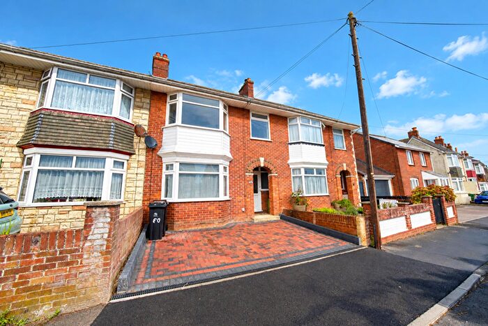 3 Bedroom Terraced House To Rent In Knightsdale Road, Weymouth, DT4