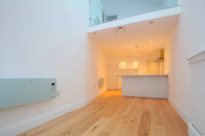 1 Bedroom Apartment To Rent In Gladstone Road, Urmston, Manchester, M41