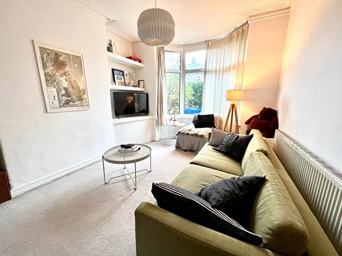 2 Bedroom Terraced House To Rent In Kensington Road, Manchester, M21