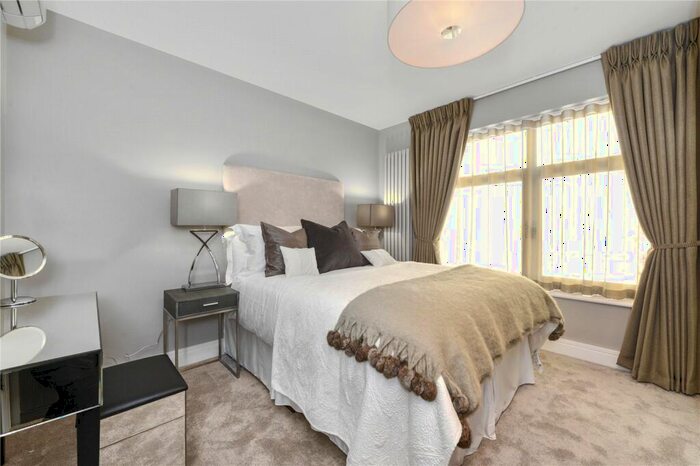 2 Bedroom Apartment To Rent In St. Johns Wood Park, London, NW8