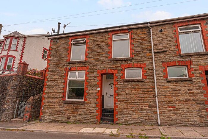 3 Bedroom Semi-Detached House For Sale In Glyn Street, Ogmore Vale, CF32