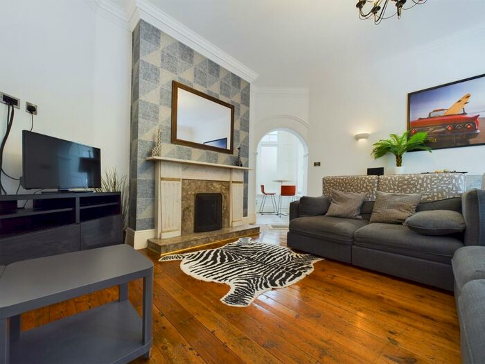 1 Bedroom Flat To Rent In Pearson Park, HU5