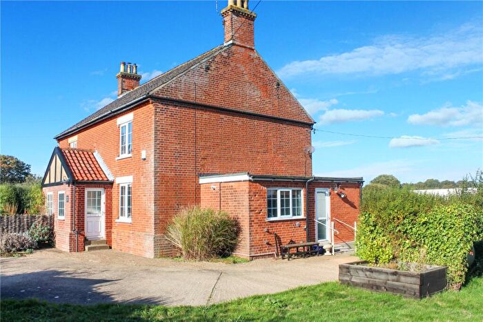 3 Bedroom Semi-Detached House For Sale In Rissemere Lane East, Reydon, Southwold, Suffolk, IP18