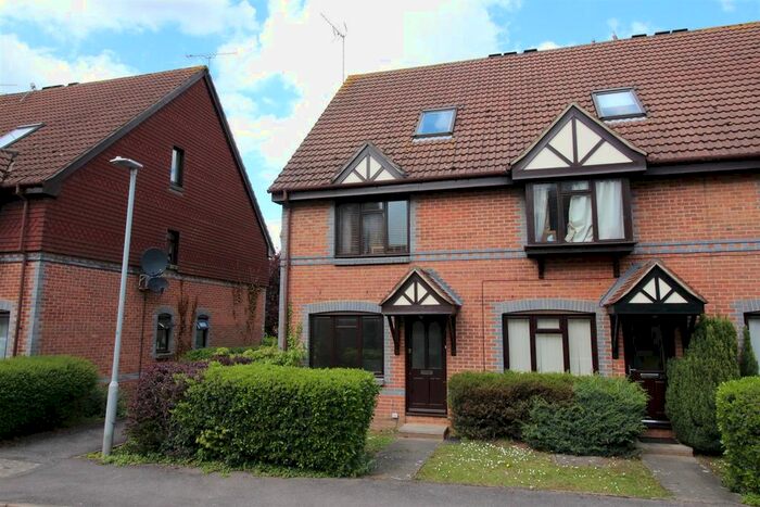 1 Bedroom Maisonette To Rent In Rowe Court, West Reading, Reading, RG30