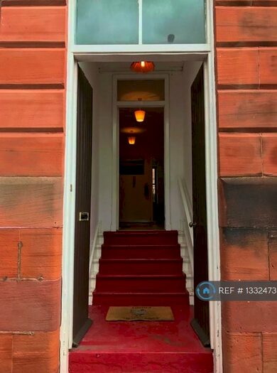 3 Bedroom Flat To Rent In Maule Drive, Glasgow, G11