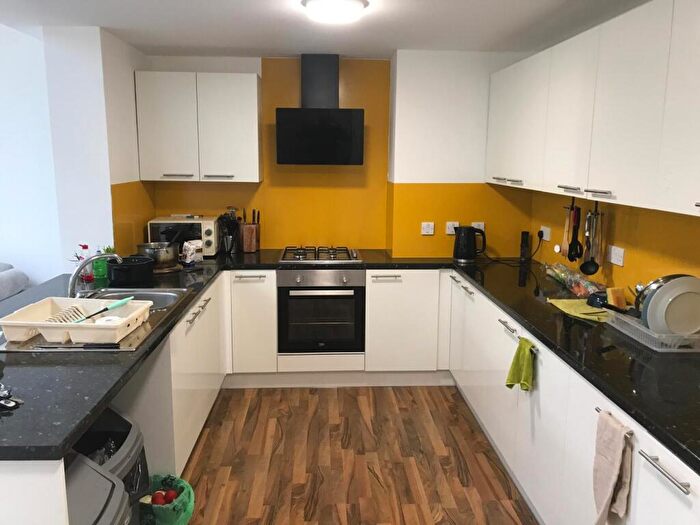 6 Bedroom Semi Detached House For Sale In Eltham Hill, London, SE9