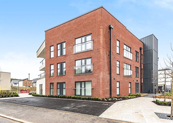 2 Bedroom Flat To Rent In Westacott Road, Ambrosden, OX25