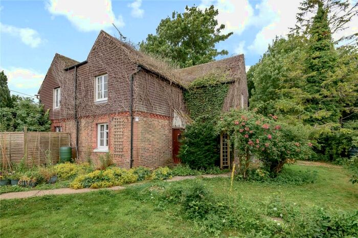 3 Bedroom Semi-Detached House For Sale In Streat Lane, Streat, BN6