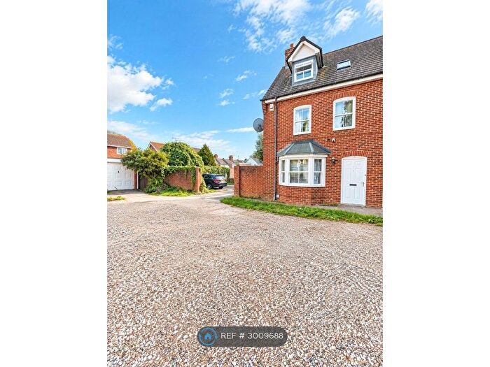4 Bedroom Semi-Detached House To Rent In Elgar Bretts Court, Canterbury, CT1