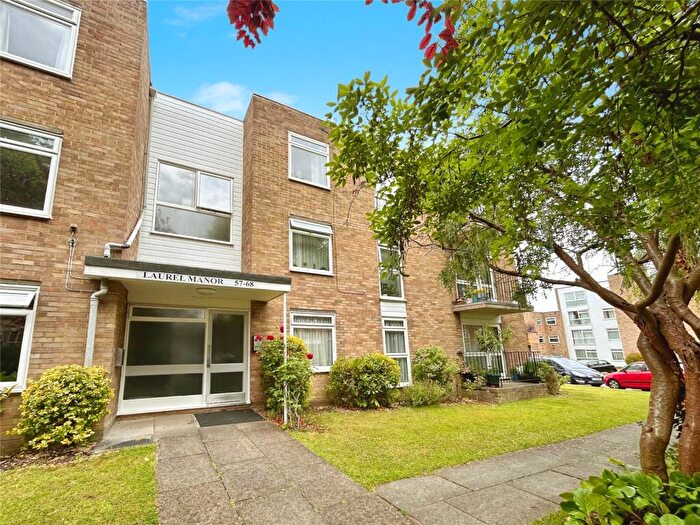 2 Bedroom Flat For Sale In Devonshire Road, Sutton, SM2
