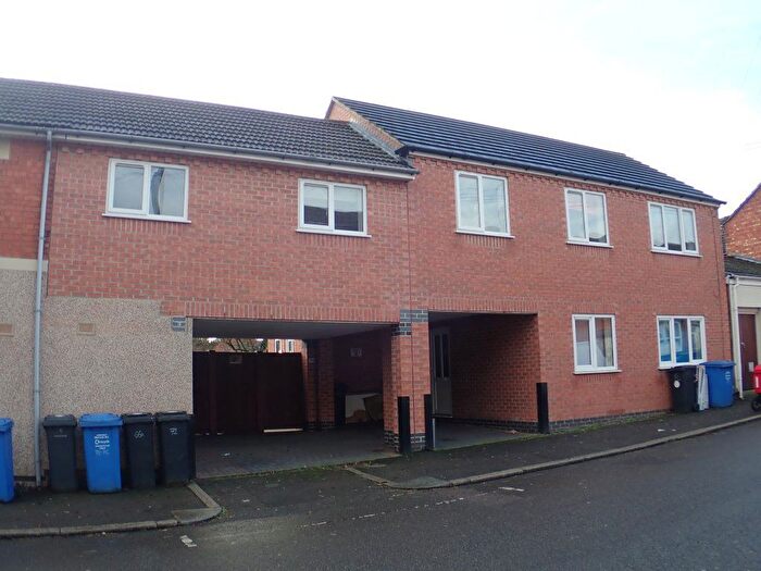 2 Bedroom Flat To Rent In Lindsay Street, Northants, NN16