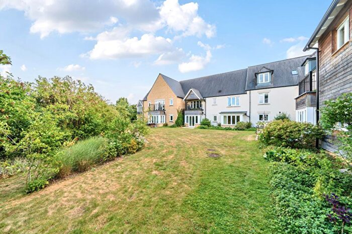 2 Bedroom Retirement Property For Sale In Witney, Oxfordshire, OX28
