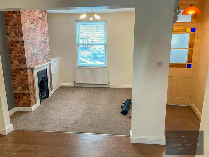 2 Bedroom Terraced House To Rent In Roberts Road, Exeter, EX2